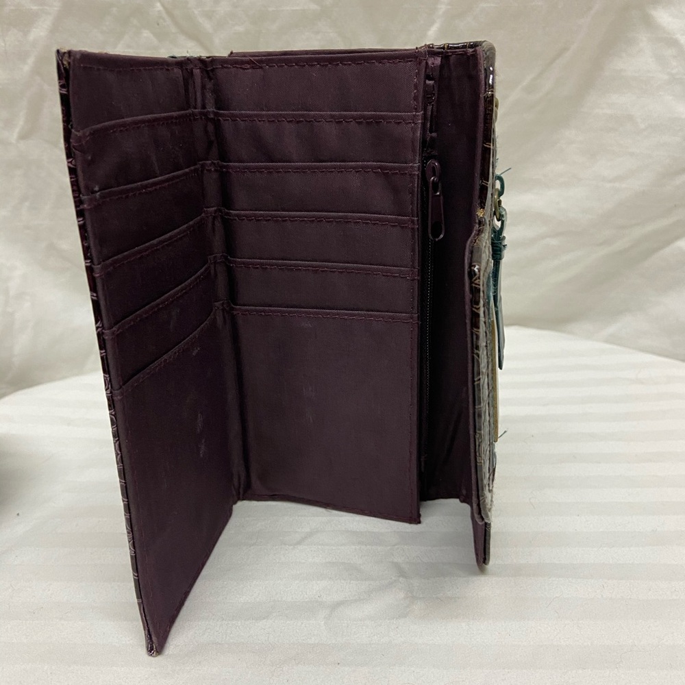 Toggle Wallet - Picture 5 of 8